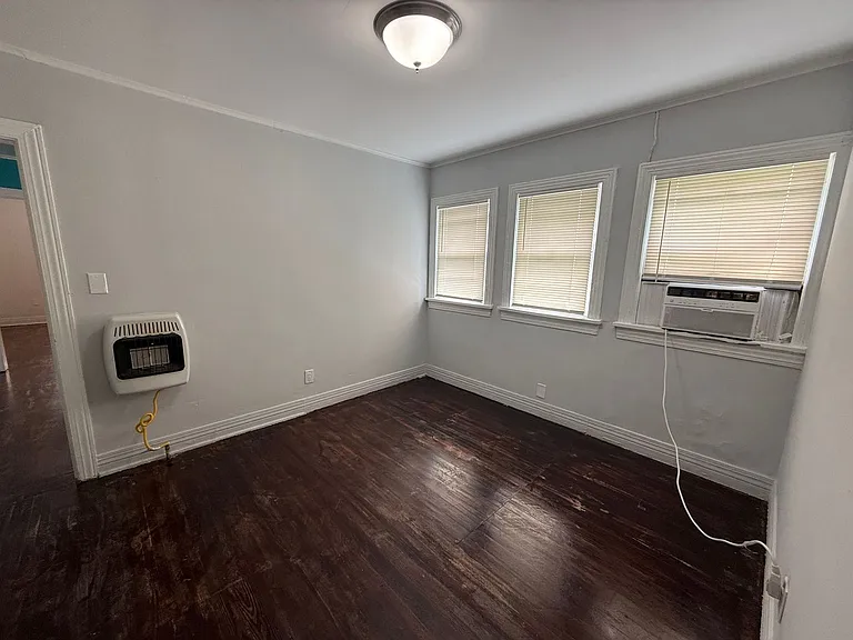 2814 E Admiral Ct — Photo 12