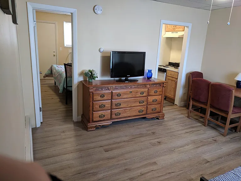 66 E Grand Ave #1 — Photo 4