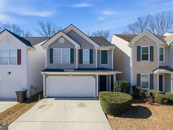 2nd image of 30 Crestfield Cir
