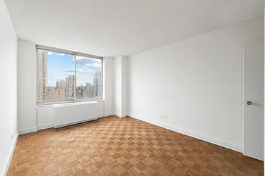 Rented by Level Group