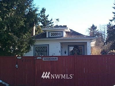 1st image of 4020 N 34th N