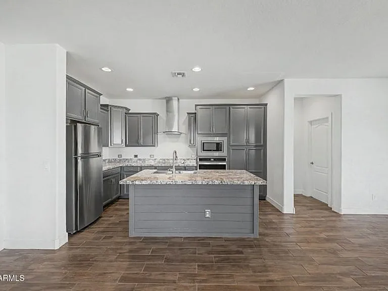18222 W Via Montoya Dr — Photo 6