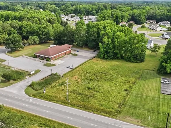 171AC Carrollton Blvd, Carrollton, VA 23314
