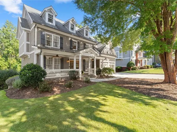 6069 Grand Loop Rd, Sugar Hill, GA 30518