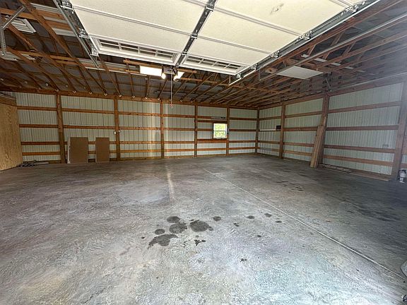 2nd image of 146 Sawyer Farm Rd