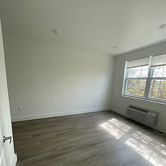 4 bed, 1450 sqft, $3,599 — Photo 4