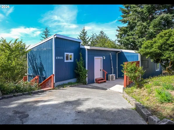 63474 3rd Rd, Coos Bay, OR 97420