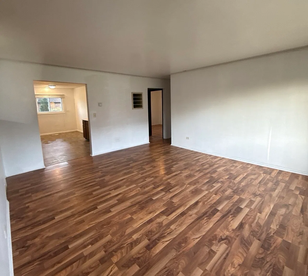 2 bed, 825 sqft, $1,400 — Photo 4