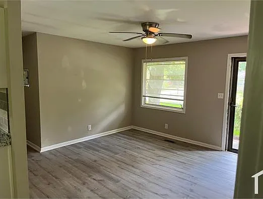 4505 Vinson Ave — Photo 2