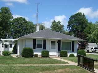 819 Plain St, La Porte, IN 46350