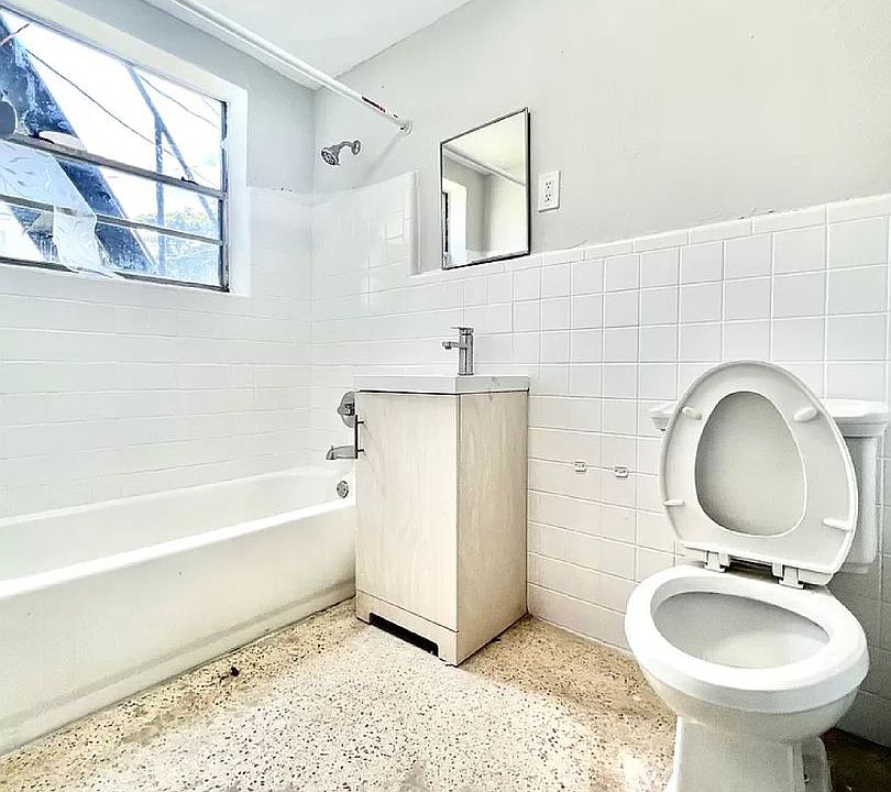 1246 NW 58 Ter Apartment Rentals - Miami, FL | Zillow