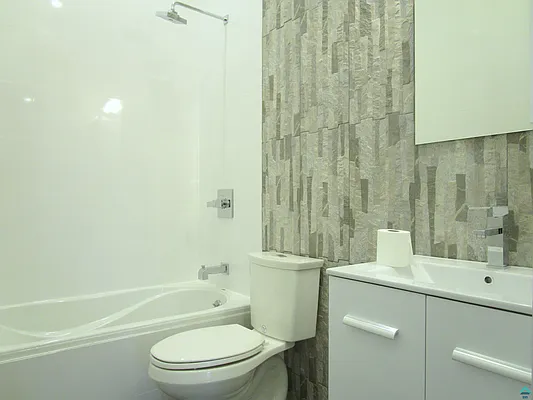 Rented by EXR | media 6