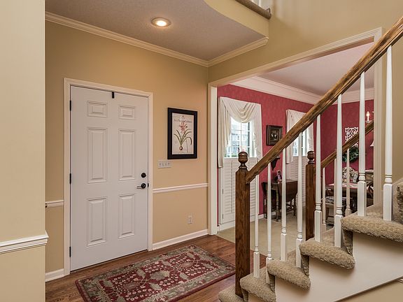 2nd image of 12401 Connell St