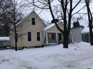 1310 Garfield Ave, Marinette, WI 54143