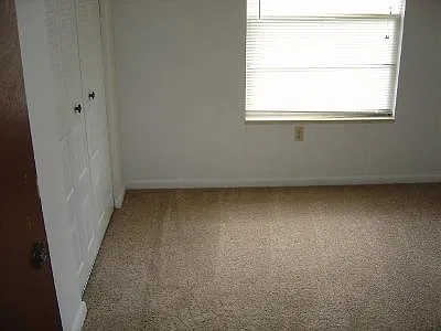 3 bed, 1248 sqft, $1,600 — Photo 1