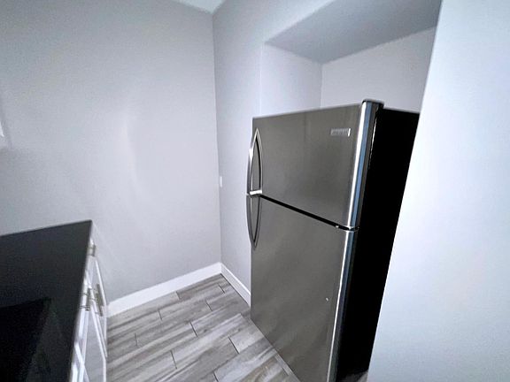 3rd image of 1501 S 17th St #Bb109