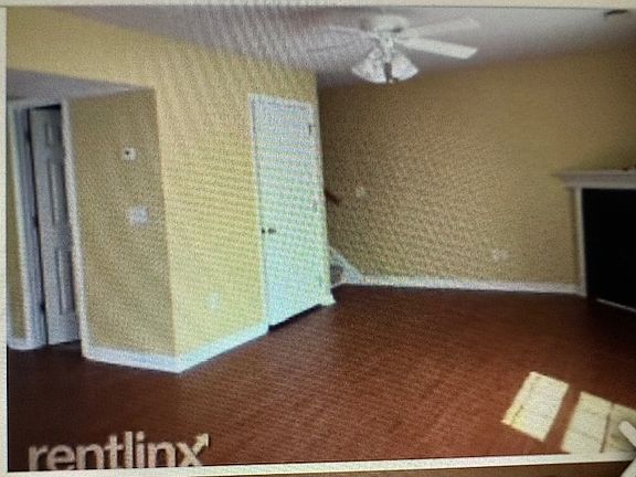5th image of 661 Sherard Cir