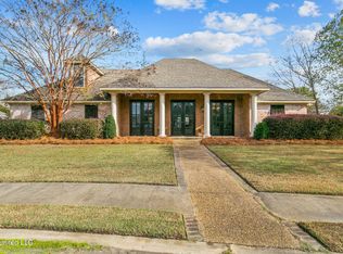 285 Lighthouse Ln, Brandon, MS 39047