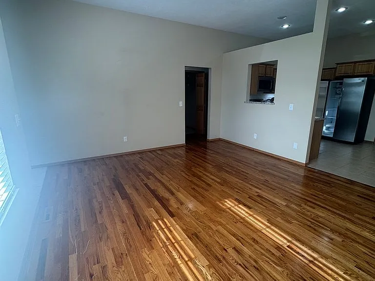 1818-1820 N Cedarcrest Ave — Photo 14