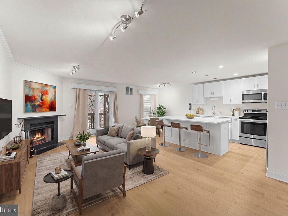 1st image of 2105 N Rolfe St APT A