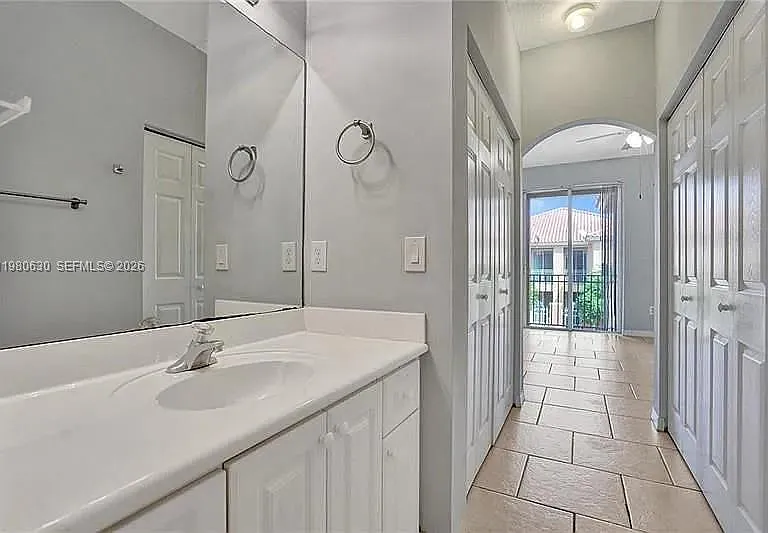 2325 Mariner Ct — Photo 5