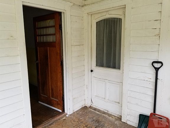 4th image of 1315 N Wapello St