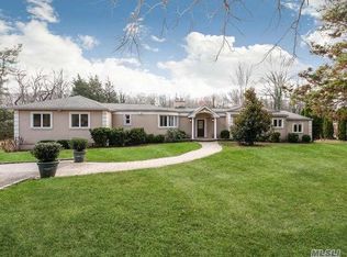 82 Huntington Rd, Cold Spring Harbor, NY 11724