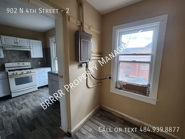 902 N 4th St #2 — Photo 10