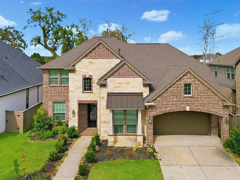 1st image of 8915 Forest Side Dr