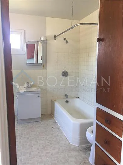 119 S F St #1/2 — Photo 11