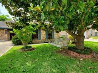 2665 Evalon St, Beaumont, TX 77702