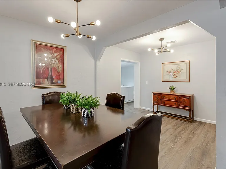6531 SW 57th Pl — Photo 7