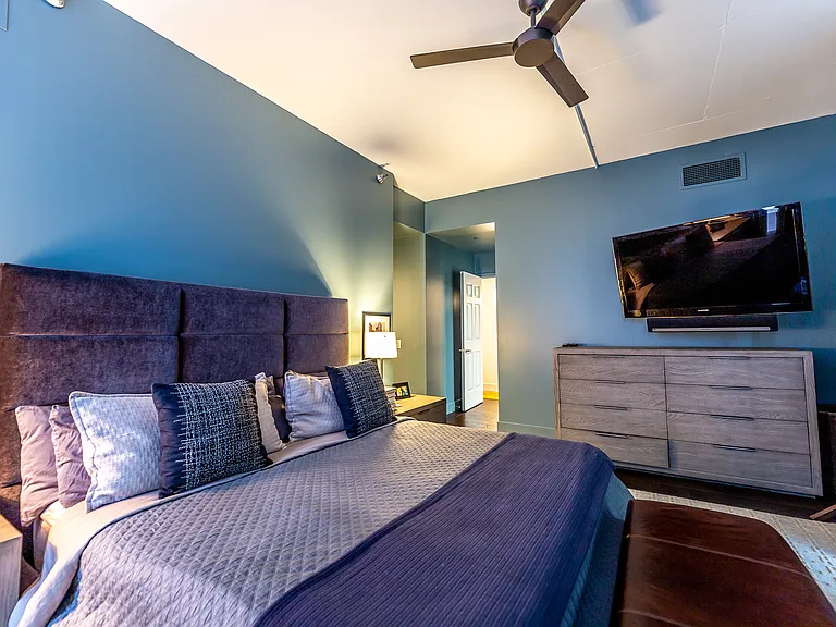 720 N Larrabee St #203 — Photo 17