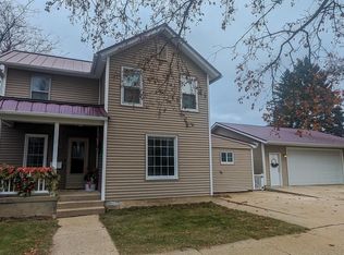 2519 10th St, Monroe, WI 53566