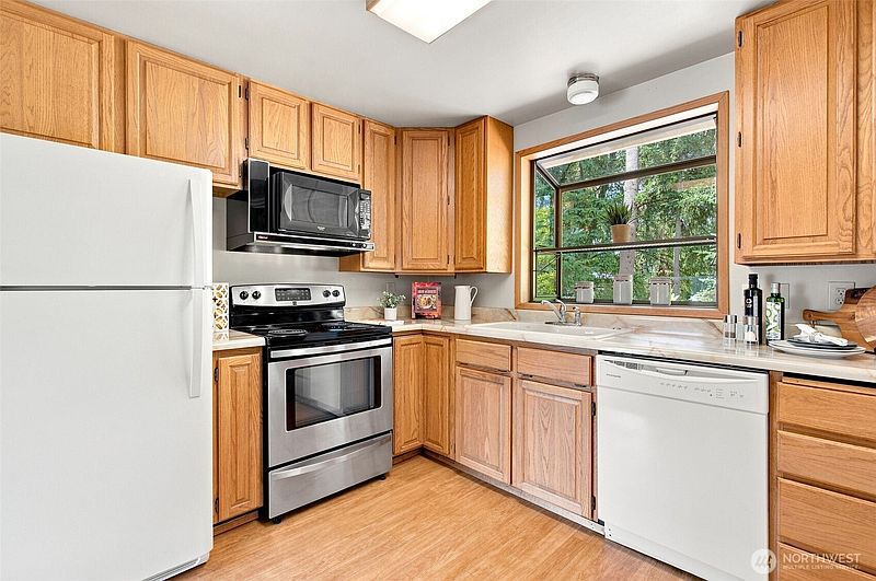 3rd image of 15808 NE 112th Street