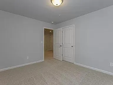 726 Woodstock Grove Dr — Photo 12