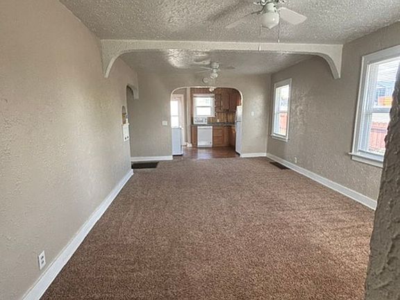 3rd image of 2110 E 13th St