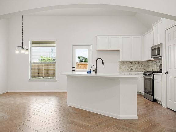 Kitchen with vast island