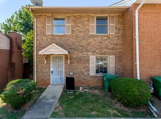 4576 Golf Vista Cir, Decatur, GA 30035