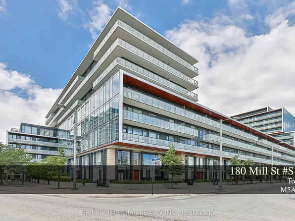 180 Mill St #S118, Toronto, ON M5A 0V7