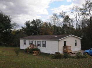 426 Deer Rd, Fawn Grove, PA 17321