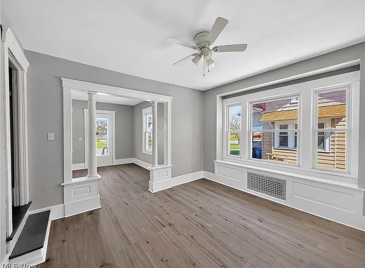 5 bed, $1,500 — Photo 3