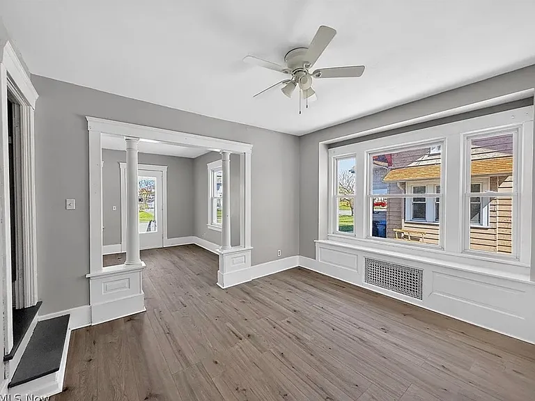 1850 E 32nd St #1 — Photo 3