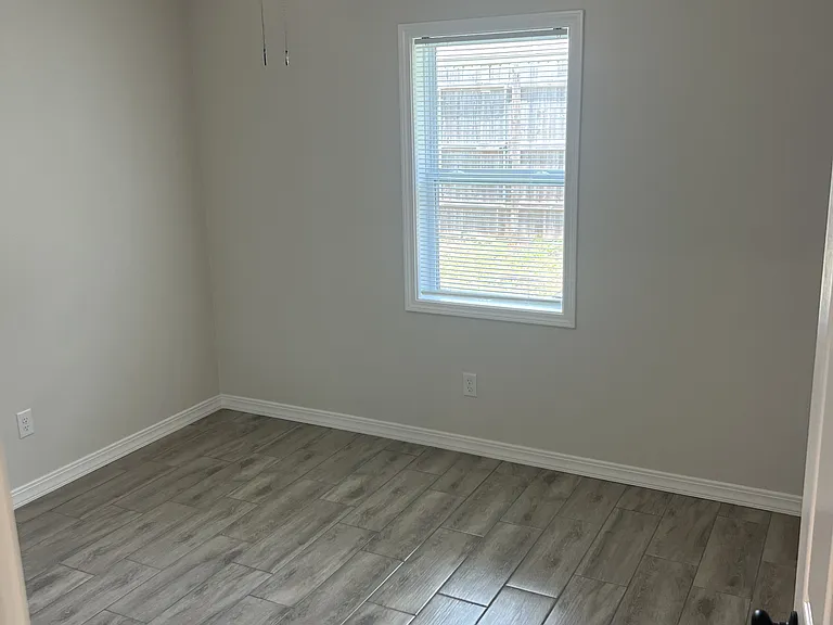 2515 Kavanaugh Rd #11 — Photo 5
