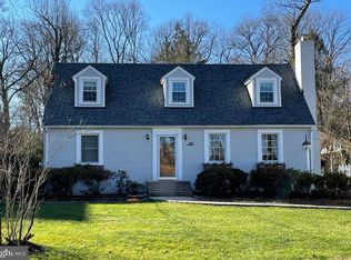 707 Poplar Dr, Falls Church, VA 22046