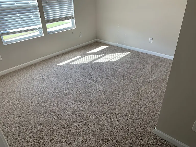 144 Daisy Ave — Photo 13