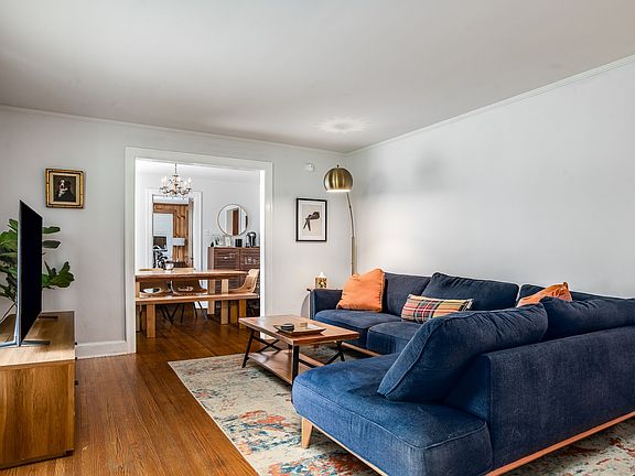 5th image of 415 Southwood Dr