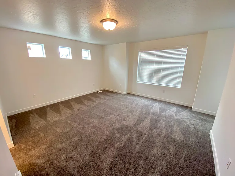 4258 W Bromwell Ct — Photo 5