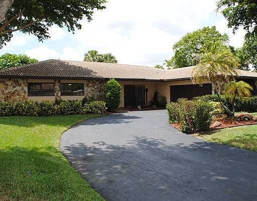 1st image of 10164 NW 16th St