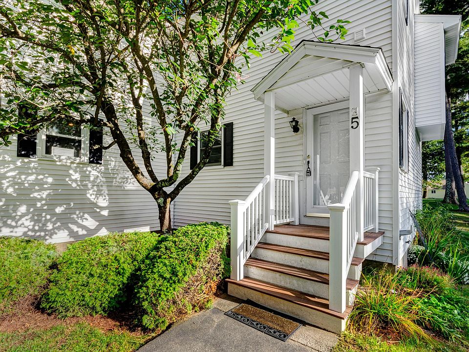 1st image of 5 Jamaica Ln
